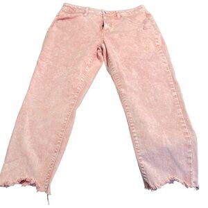 EUC pink acid wash mid rise cropped jeans with raw hem